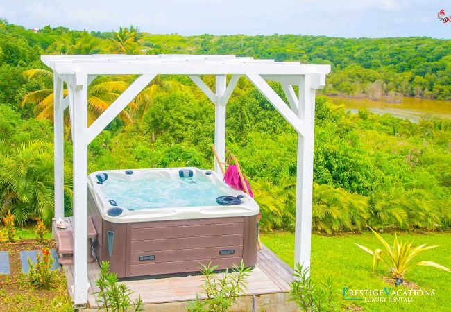 Villa in Sainte-Anne - Thalassa ***