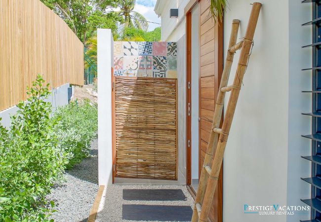Villa in Sainte-Anne - Thalassa ***