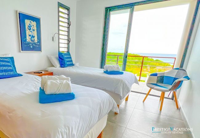 Villa in Sainte-Anne - Thalassa ***