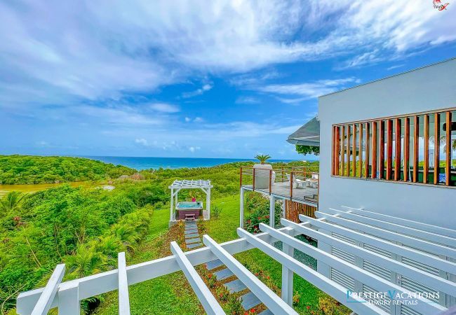 Villa in Sainte-Anne - Thalassa ***