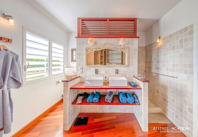 Villa in Sainte-Anne - Eleuthera*****