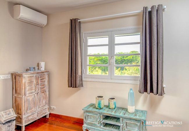 Villa in Sainte-Anne - Eleuthera*****