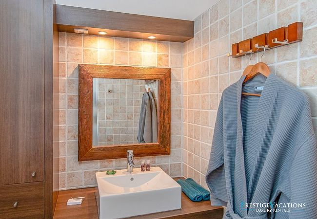 Villa in Sainte-Anne - Eleuthera*****