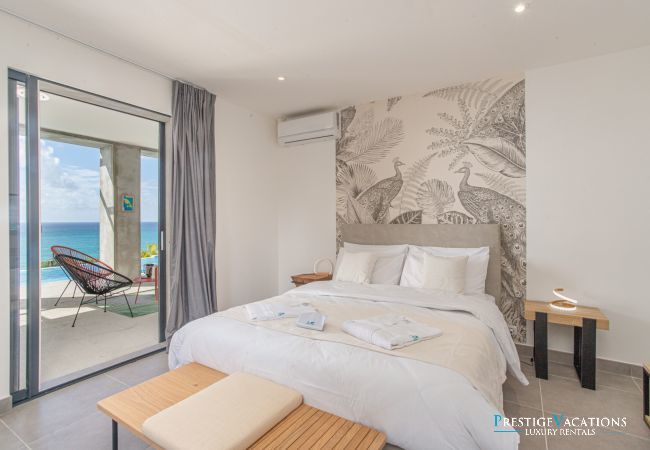 Villa in Le Diamant - Black Stone *****