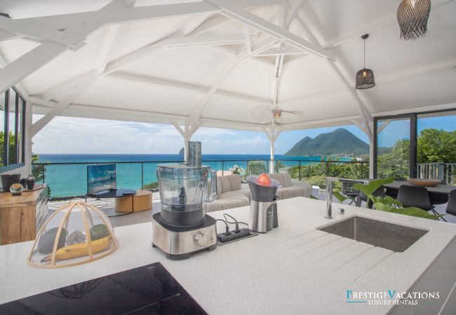 Villa in Le Diamant - Black Stone *****