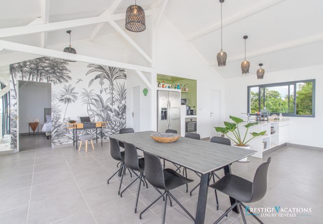 Villa in Le Diamant - Black Stone *****