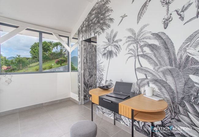 Villa in Le Diamant - Black Stone *****