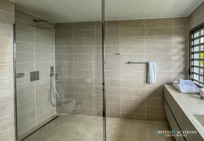 Villa in Saint-François - Cora Star*****