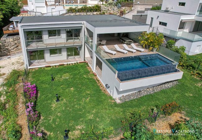 Villa in Saint-François - Cora Star*****