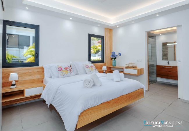 Villa in Sainte-Anne - Azur ****