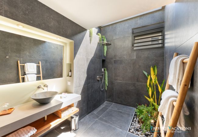 Villa in Le Gosier - GwaKana*****