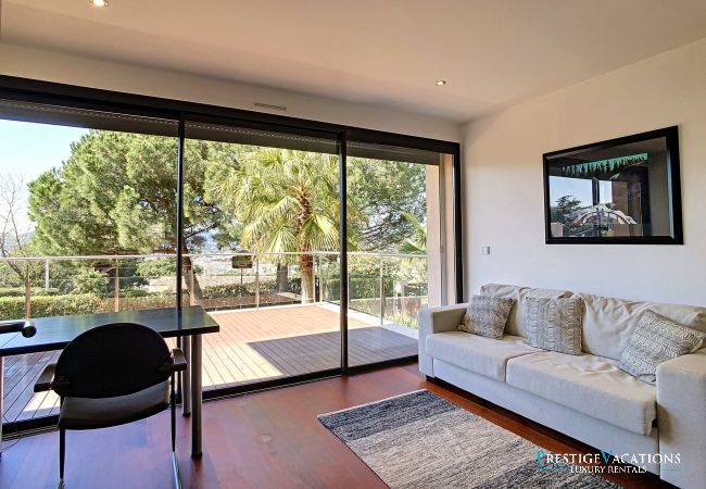 Villa in Cannes - 5 Seasons