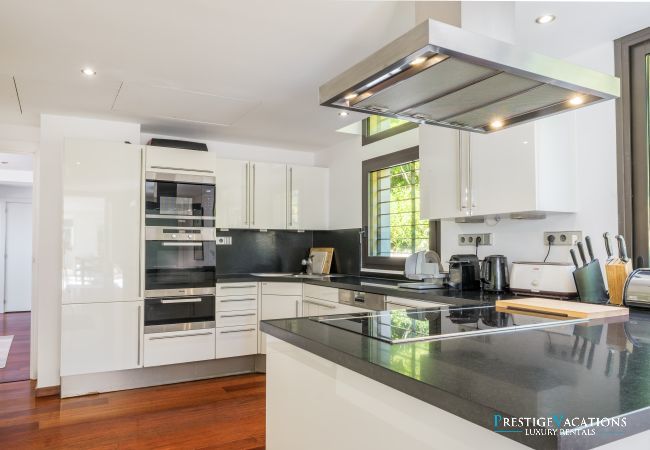 Villa in Cannes - 5 Seasons ****