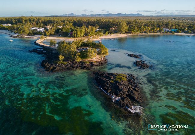 Villa in Roches Noires - Lilot