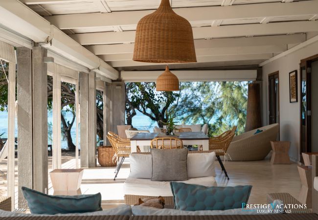 Villa in Roches Noires - Lilot