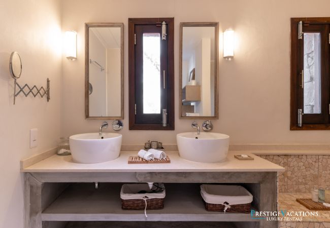 Villa in Roches Noires - Lilot