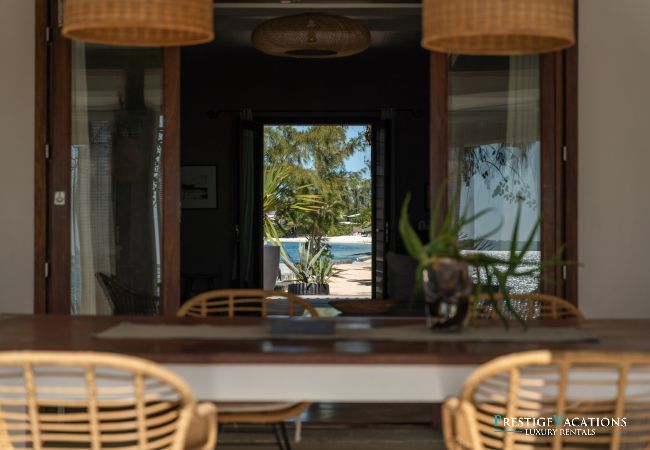 Villa in Roches Noires - Lilot