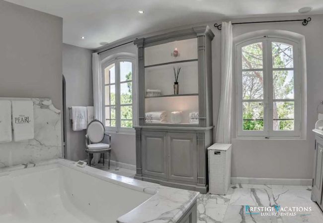 Villa in Saint-Tropez - Pearl St Tropez *****