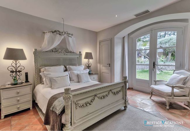 Villa in Saint-Tropez - Pearl St Tropez *****