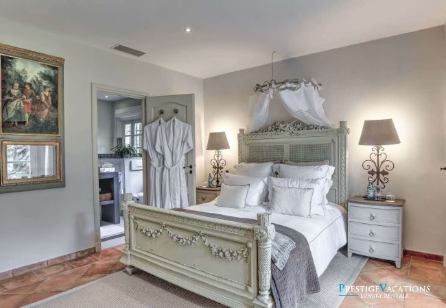 Villa in Saint-Tropez - Pearl St Tropez *****
