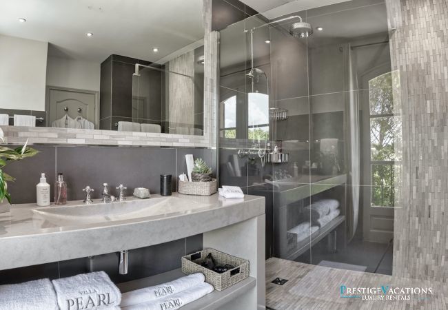 Villa in Saint-Tropez - Pearl St Tropez *****
