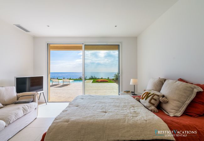 Villa in Saint-Aygulf - Ibaia *****