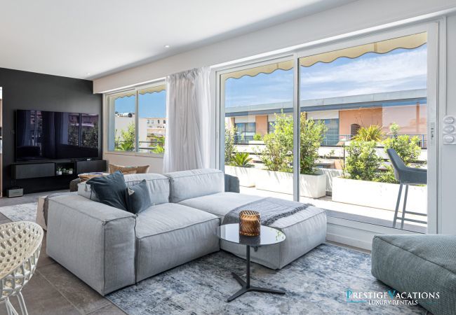 Apartment in Cannes - Martinez
