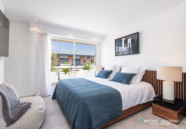 Apartment in Cannes - Martinez