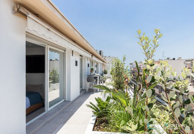 Apartment in Cannes - Martinez