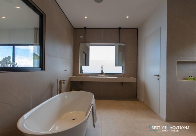 Villa in Terres Basses - Aqua Dream