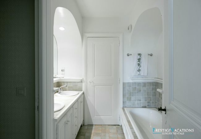 Villa in Ramatuelle - Sand