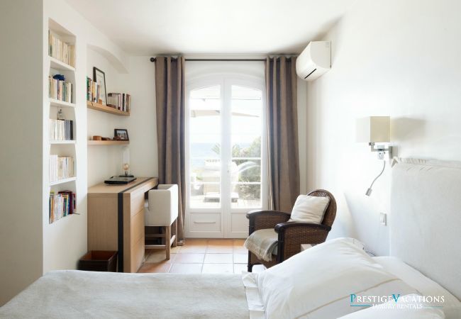 Villa in Ramatuelle - Sand