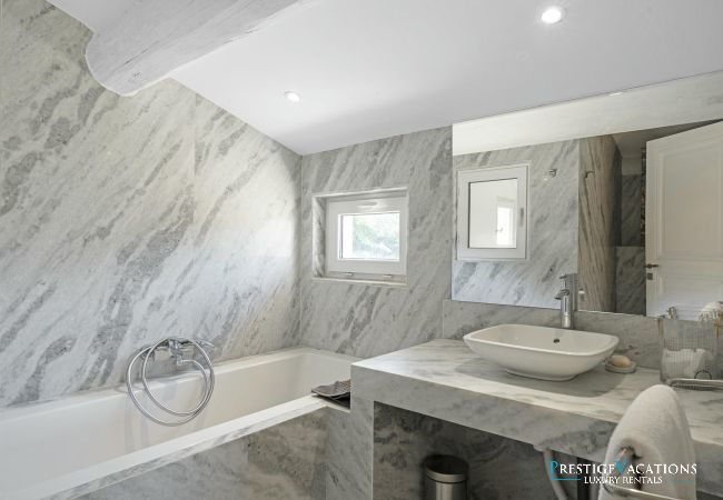 Villa in Saint-Tropez - Celeste