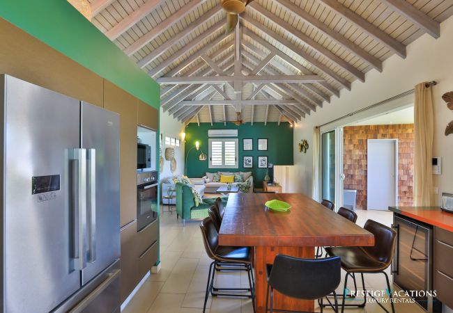 Villa in Terres Basses - Bahia Blue