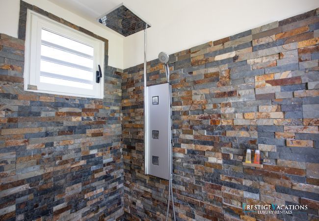 Villa in Terres Basses - Bahia Blue
