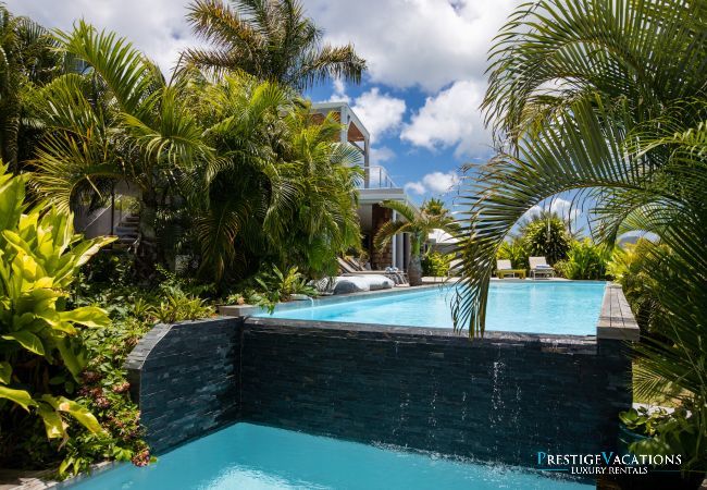 Villa in Terres Basses - Bahia Blue