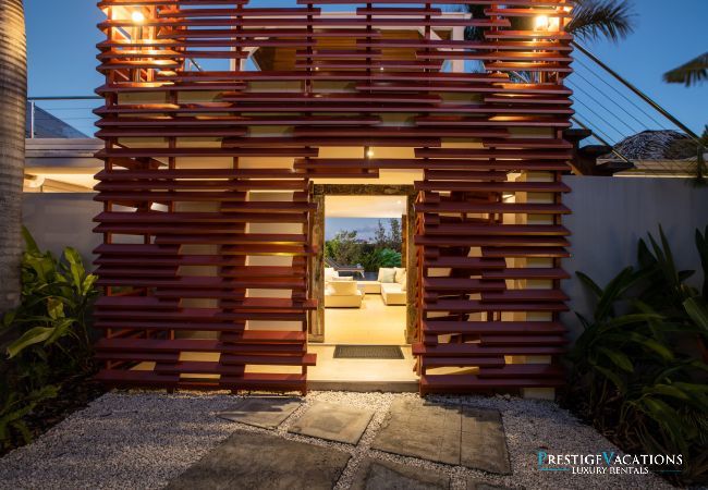 Villa in Terres Basses - Bahia Blue