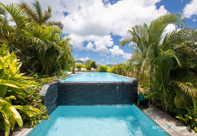 Villa in Terres Basses - Bahia Blue