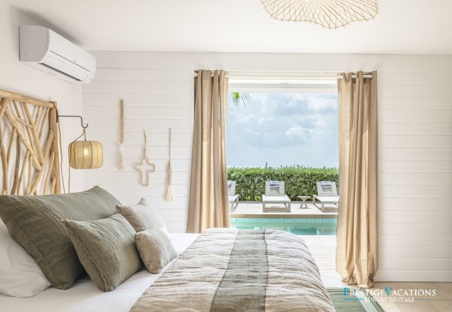 Villa in Happy Bay - Be Happy