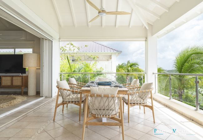 Villa in Happy Bay - Be Happy