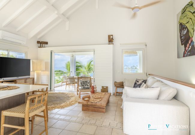 Villa in Happy Bay - Be Happy