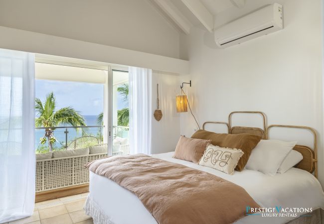 Villa in Happy Bay - Be Happy