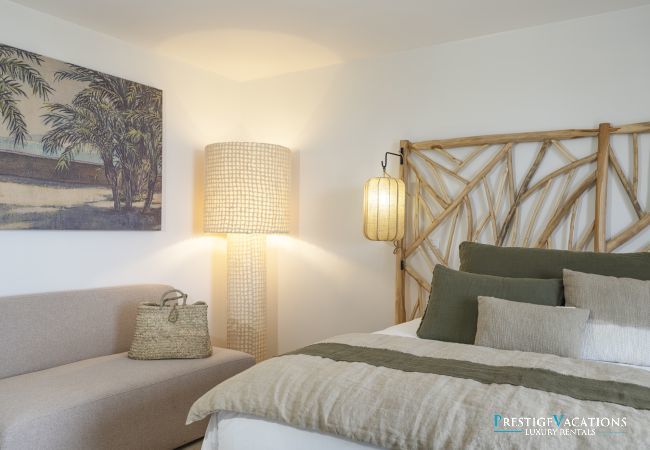 Villa in Happy Bay - Be Happy