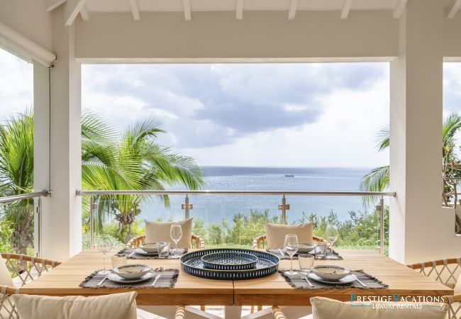 Villa in Happy Bay - Be Happy