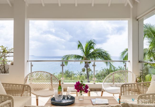 Villa in Happy Bay - Be Happy