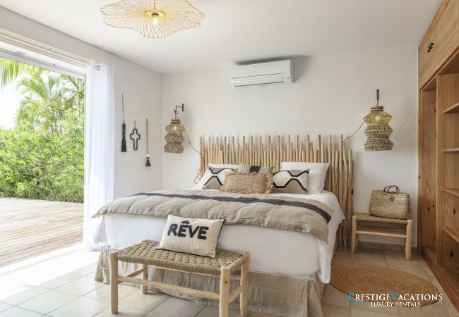 Villa in Happy Bay - Be Happy