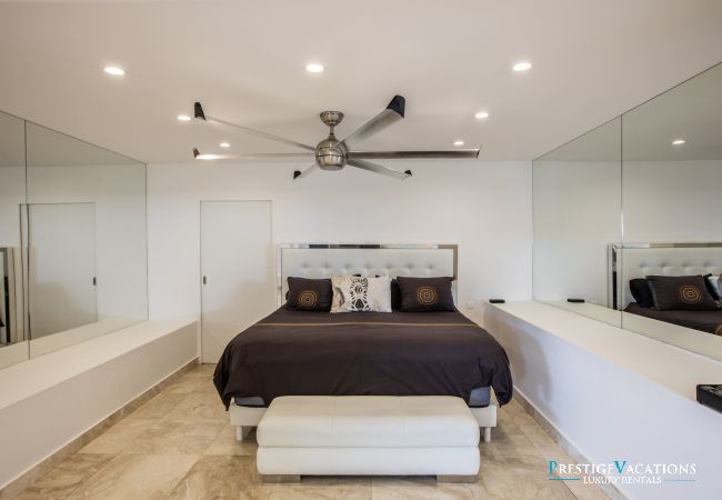 Villa in Terres Basses - El Grande Azure