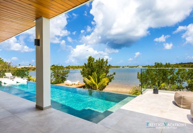 Villa in Terres Basses - Enjoy