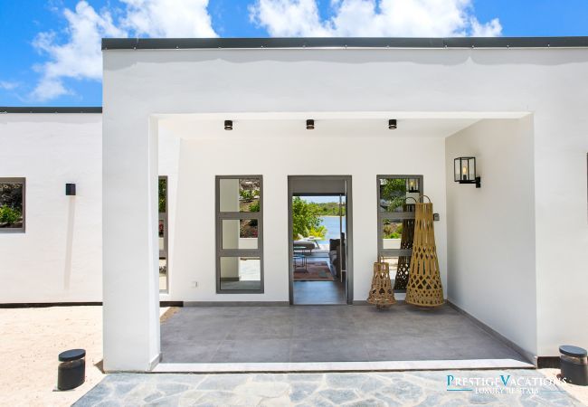 Villa in Terres Basses - Enjoy