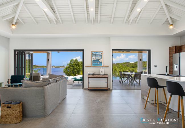 Villa in Terres Basses - Enjoy